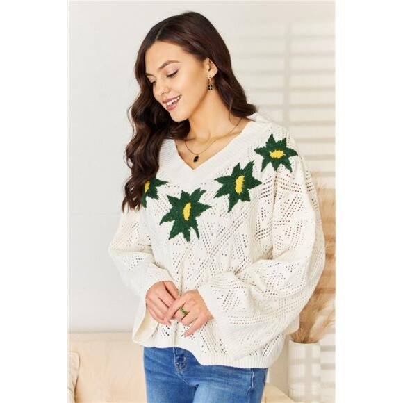 POL Floral Embroidered Pattern V-Neck Sweater - Picture 3 of 6